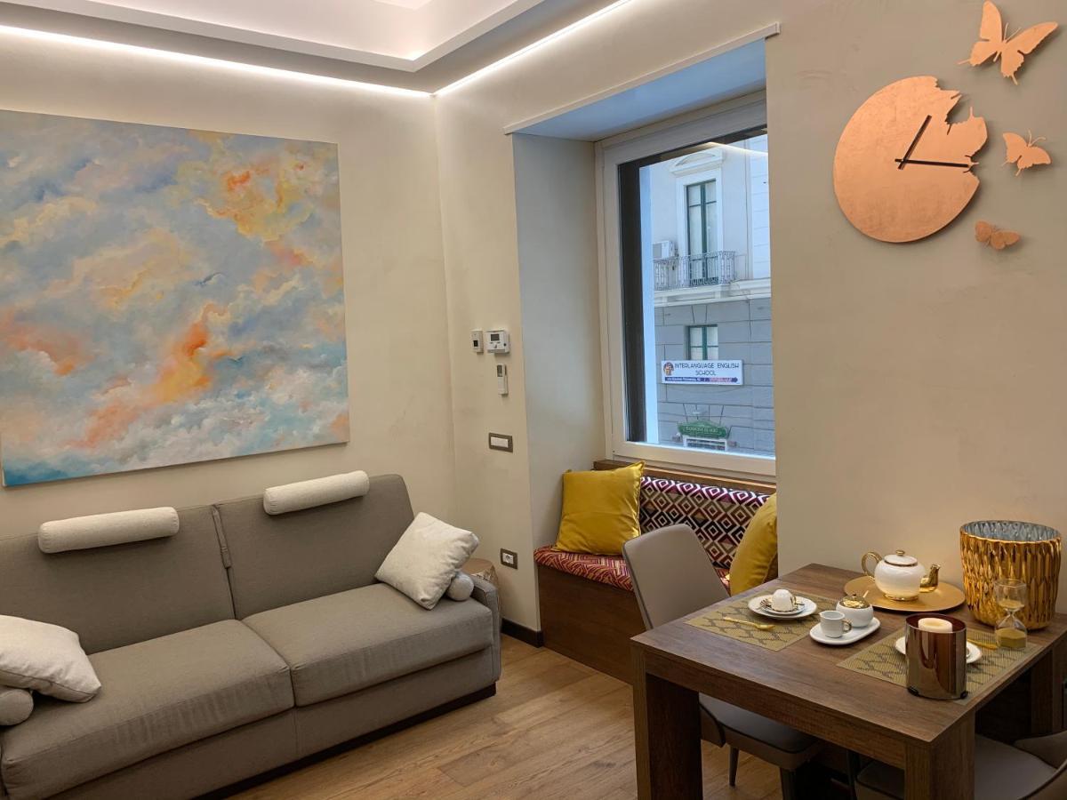 Civico Cinque Home Luxury Apartment サレルノ エクステリア 写真