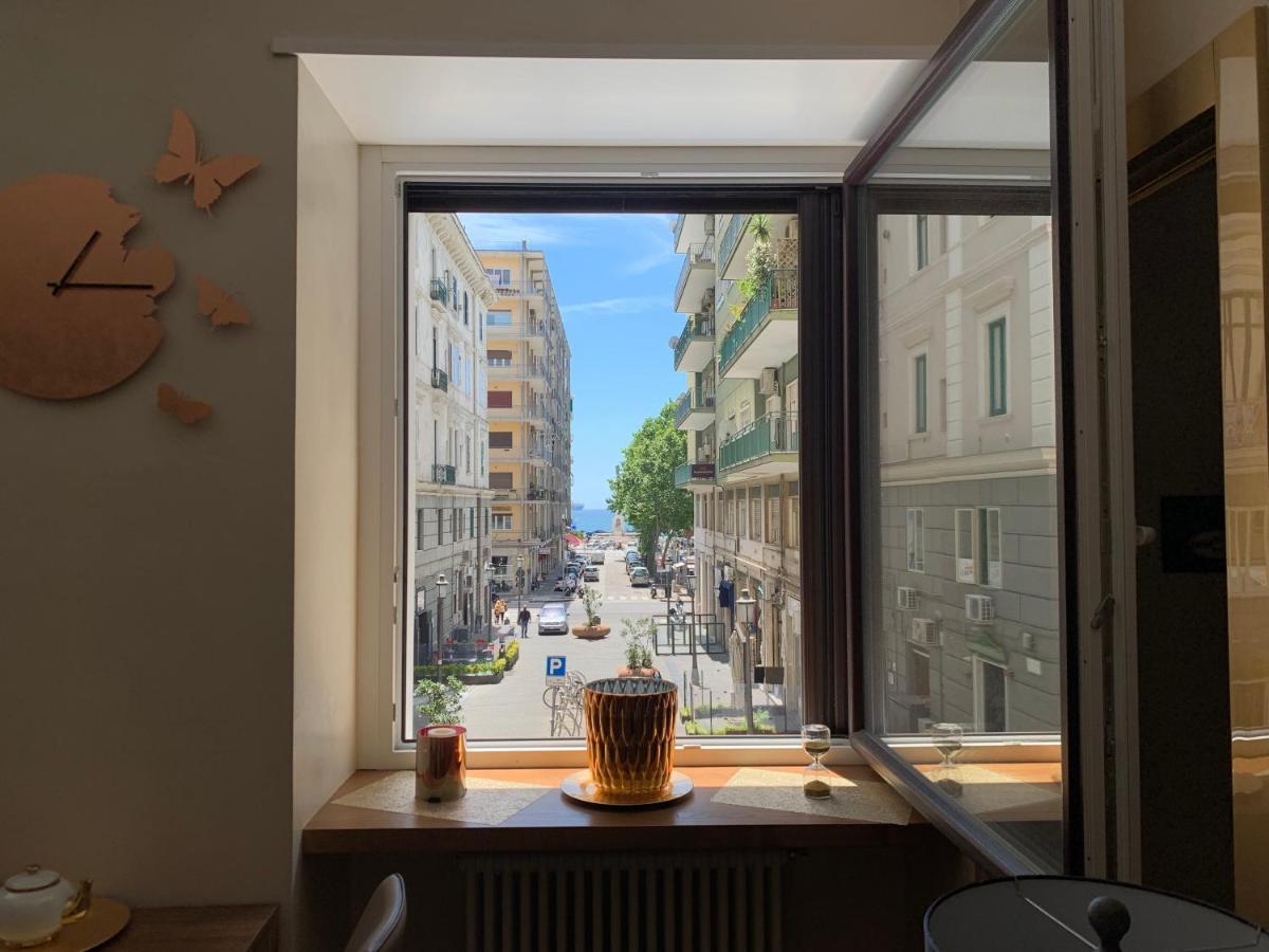Civico Cinque Home Luxury Apartment サレルノ エクステリア 写真