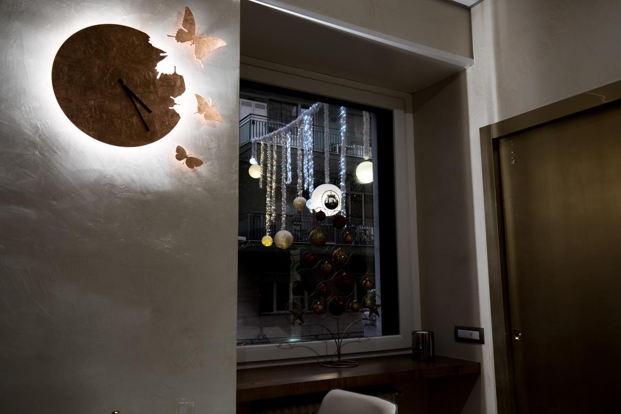 Civico Cinque Home Luxury Apartment サレルノ エクステリア 写真