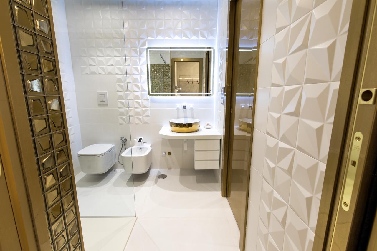 Civico Cinque Home Luxury Apartment サレルノ エクステリア 写真