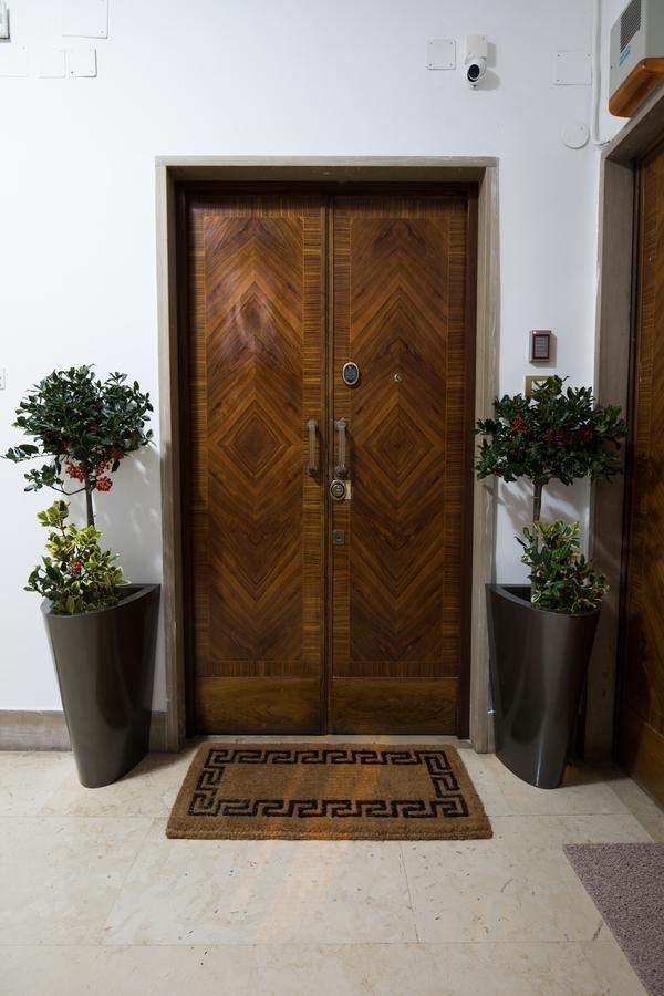 Civico Cinque Home Luxury Apartment サレルノ エクステリア 写真